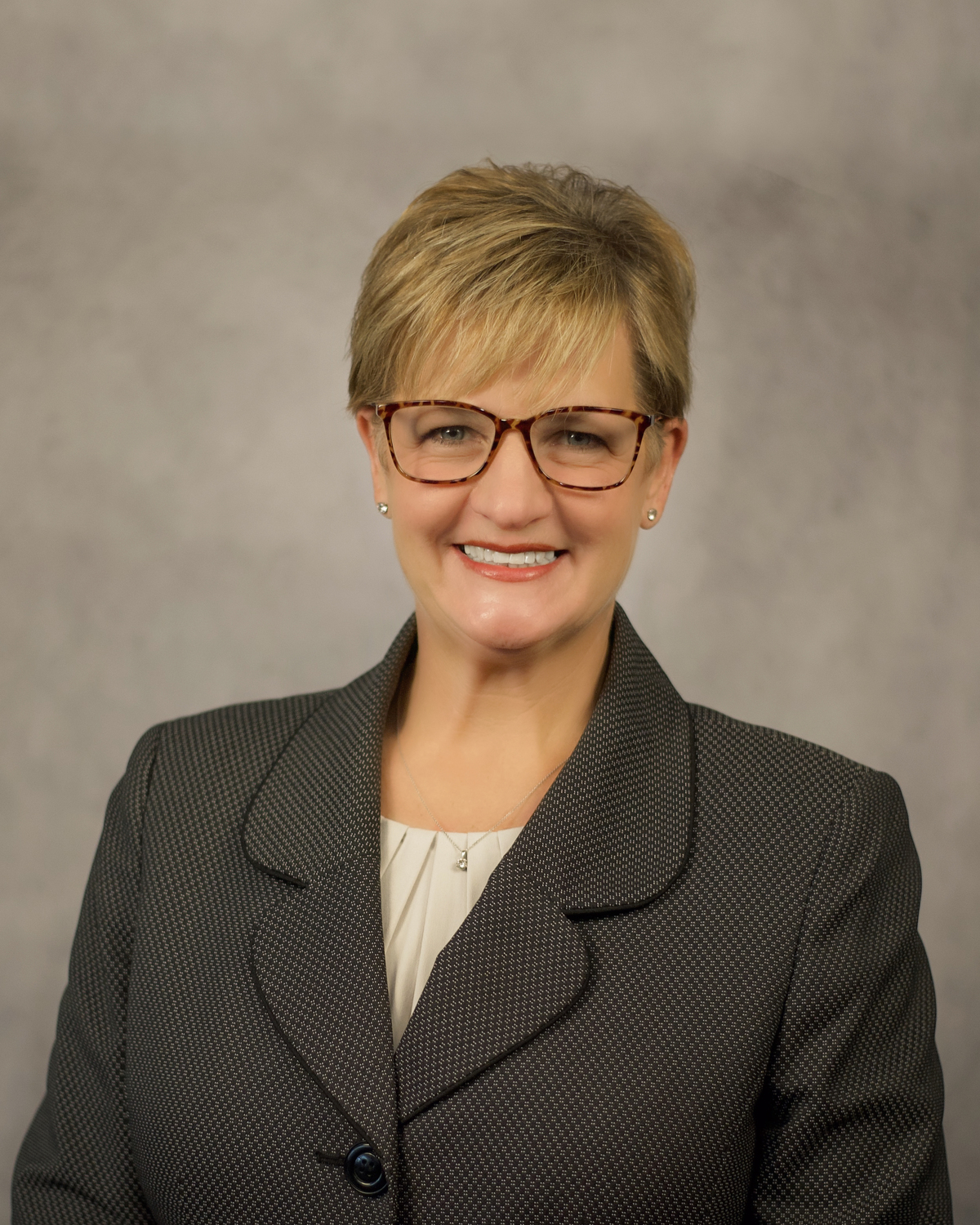 Suzanna Davis headshot